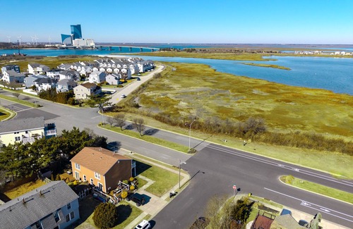 Southend Maison | Charming 3-bedroom in Brigantine, NJ!