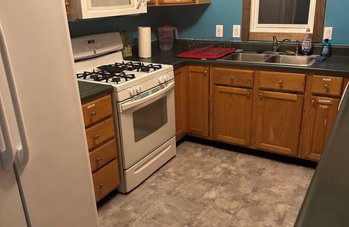 Macomb Maison | Charming 3-bedroom pet friendly home in Macomb