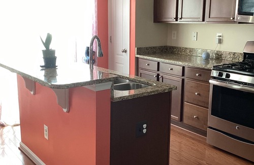 Laurel Maison | Charming 3-bedroom townhome with WiFi, AC, & Community pool in serene Laurel, Md