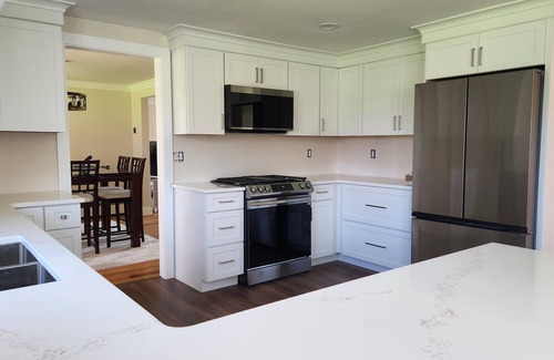 Grand Island Maison | Charming 3-bedroom ranch with a covered back patio, in peaceful Grand Island