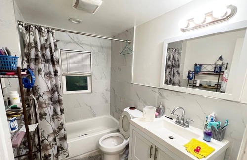 Roselle Park Appartement | Charming 3-bedroom apartment in lovely Roselle Park- 4 mins from NYC Bus Station