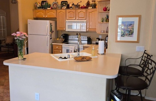 Saddlebrooke Villa | Charming 3 Bedroom Villa in SaddleBrooke on the Golf Course!