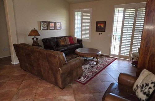 Saddlebrooke Villa | Charming 3 Bedroom Villa in SaddleBrooke on the Golf Course!