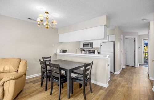 Waterford Plantation Appartement | Charming 3 BR Condo Close to Coastal University!