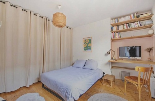 Porte-Saint-Martin Appartement | Charming 3 room apartment near Canal Saint-Martin
