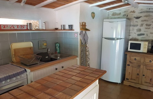 Peyriac-Minervois Villa | La Milouyette charmante villa 3* avec piscine, animaux de compagnie acceptés