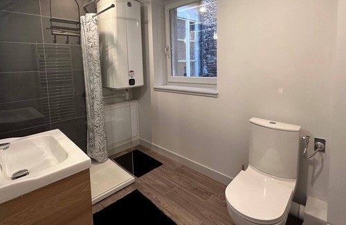Moulins Appartement | Studio de charme 30m², centre historique de Moulins, 2 lits jumelables, tout équipé, proche commodités