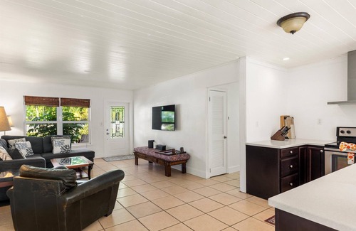 Bay Point Maison | Charming 3BR canal home close to Key West with kayaks, bikes and park access.