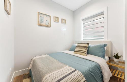 Fraserview Maison | Charming 3BR Home in a Lovely Vancouver Neighborhood
