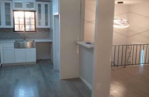 East Massapequa Maison | Charming 3BR Home in Massapequa – Quiet, Clean & Comfortable