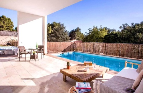 Ermita Maison | Charming 4-Bed House in Javea - Montgo Park