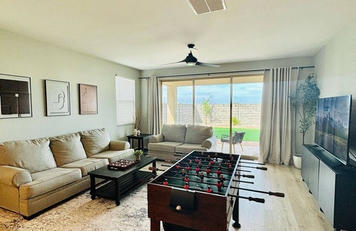 Maricopa County Maison | Charming 4-bedroom house in a quiet neighborhood,close to Verrado