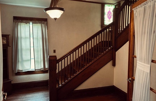 Canton Maison | Charming 4-bedroom bungalow in Canton!