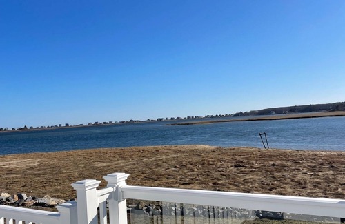 Biddeford Pool Maison | Charming 4-bedroom cape on Hills Beach Road
