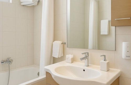 Georgioupolis Lit Et Petit-Déjeuner | Charming 4-bedroom bed & breakfast in delightful Georgioupoli with AC