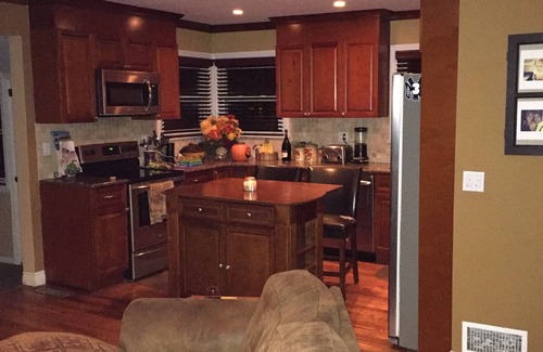 Massapequa Maison | Charming 4-bedroom house in lovely Massapequa with AC, WiFi ,5 mi. To Ryder Cup