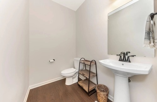 Haisley Maison | Charming 4-bedroom house in lovely Ann Arbor. Minutes away from downtown!