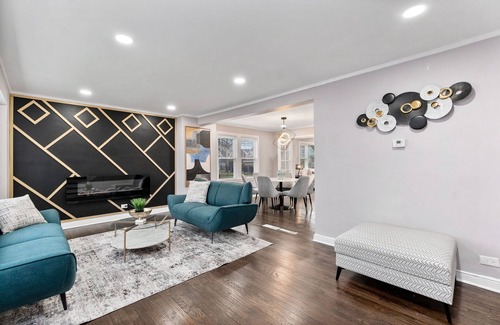 Calumet Heights Maison | Charming 4-bedroom house with WiFi and AC in lovely Chicago