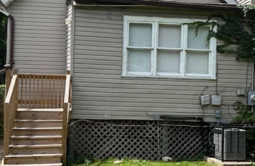 South Shore Maison | Charming 4-bedroom house with AC and WiFi in fabulous Chicago