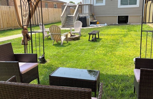 Washington Heights Maison | Charming 4-bedroom house with WiFi and AC in amazing Chicago