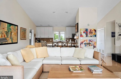 Loveladies Maison | Charming 4-bedroom waterfront house Quiet Beach Haven Loveladies
