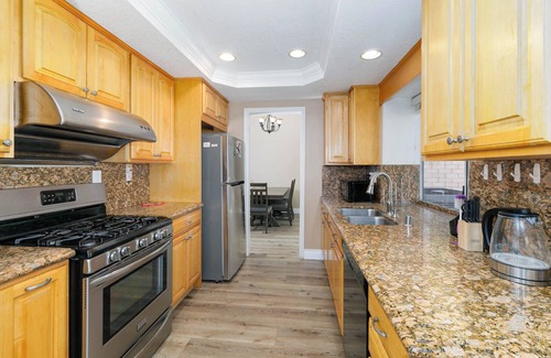 Chino Hills Maison | Charming 4-bedroom house in Pleasant Chino Hills with WiFi, AC