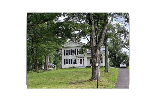 Orchard Park Maison | Charming 4-bedroom house with AC in Orchard Park - hometown of the Buffalo Bills