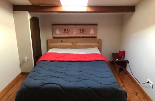 Croix Chapeau Maison | Charming 5-Bedroom House in Croix-Chapeau, La Rochelle, France
