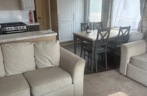 Prestonpans Cabine | Charming 5-Beds Caravan in beautiful Seton Sands
