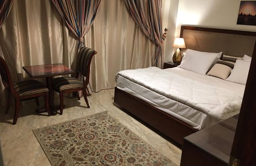 Giza Lit Et Petit-Déjeuner | Charming 6-bedroom bed & breakfast with WiFi, AC in lovely Giza Governorate