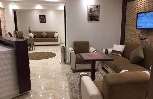 Giza Lit Et Petit-Déjeuner | Charming 6-bedroom bed & breakfast with WiFi, AC in lovely Giza Governorate