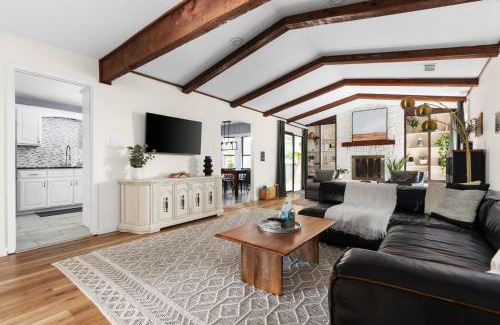 Round Rock West Maison | Charming 7BR Home in Round Rock