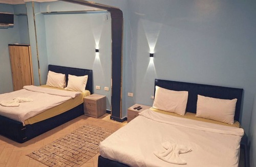 Al Haram Hôtel | Charming 9-bedroom hotel with AC, WiFi in peaceful Giza Governorate