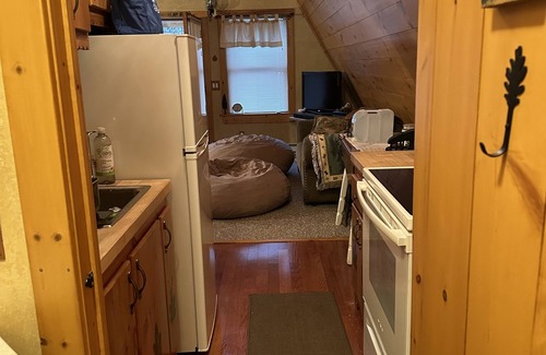 Hancock Cabine | Charming A-Frame Near all the Best parts of the Berkshires!