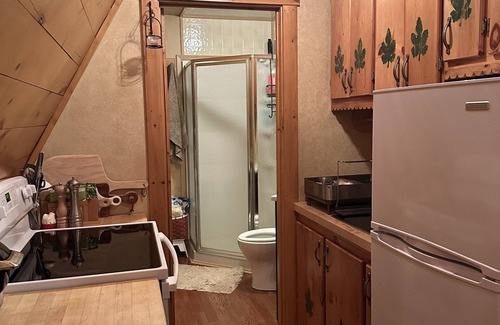Hancock Cabine | Charming A-Frame Near all the Best parts of the Berkshires!
