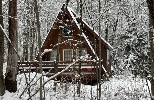 Hancock Cabine | Charming A-Frame Near all the Best parts of the Berkshires!