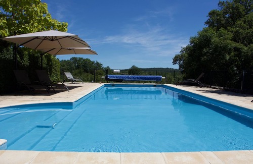 Espedaillac Maison | Maison de charme climatisée, avec piscine chauffée et clôturée, et grand jardin