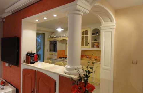Saint-Cyr-sur-Mer Villa | VILLA DE CHARME CLIMATISEE 4 PERSONNES à 800 m des plages et 100 m des commerces
