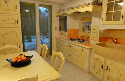Saint-Cyr-sur-Mer Villa | VILLA DE CHARME CLIMATISEE 4 PERSONNES à 800 m des plages et 100 m des commerces