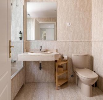Rejas Appartement | Charming Airport IV