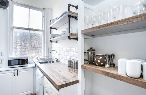 North Berwick Appartement | Charming and comfortable apartment, centrally located with easy parking access. Sleeps 4