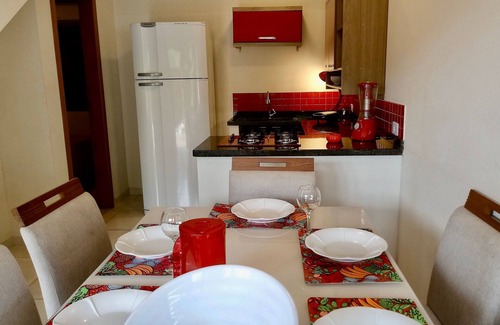 Jabaquara Maison | Charming and cosy, near the beach, 3 suites, near old town, pool, BBQ, WiFi, Netflix