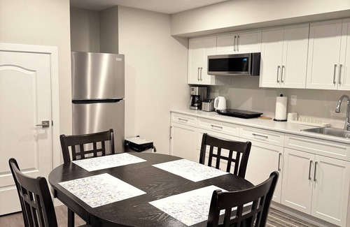 Fort Gary Appartement | Charming and Cozy Private 2-Bedroom Suite