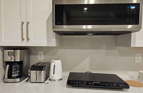 Fort Gary Appartement | Charming and Cozy Private 2-Bedroom Suite