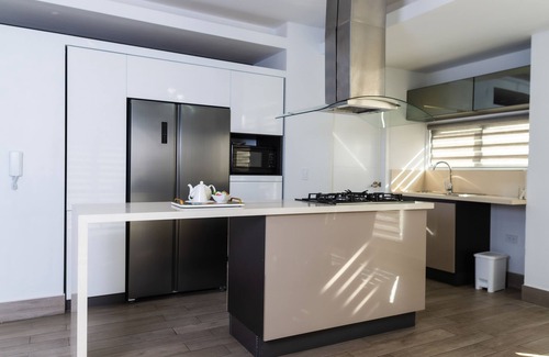 Sarasota Appartement | Charming and Elegant 2BR Apt W/Pool, BBQ, and rooftop