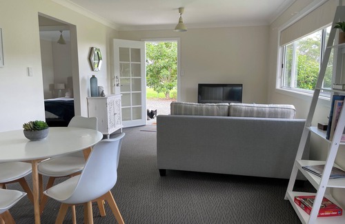 Arcadia Lit Et Petit-Déjeuner | Charming and peaceful 2-bedroom bed & breakfast retreat in wonderful Arcadia