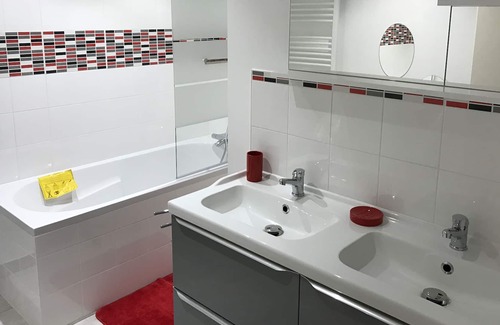 Deneze-sous-Doue Maison | Gite de charme et au calme 4-6 personnes