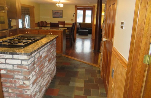 Farmington Maison | Charming and spacious lakefront home with 4 bedrooms, hot tub and pool table!