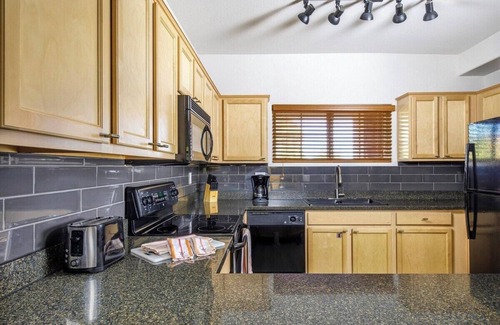 South Scottsdale Station Balnéaire | Charming and Spacious 2-bedroom Resort with AC, Fitness, and Pool in Scottsdale