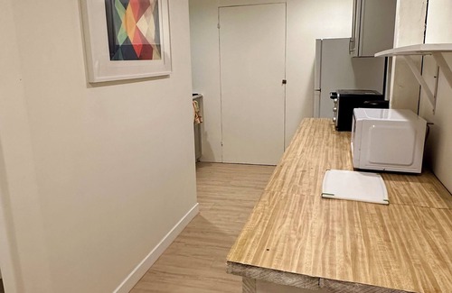 Cully Maison | Charming and spacious 1 bedroom unit in house. Private and very comfortable.